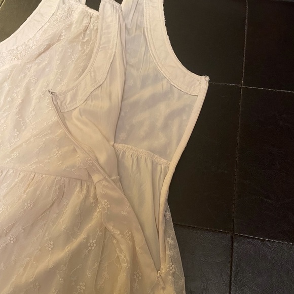 Dress - Picture 2 of 5